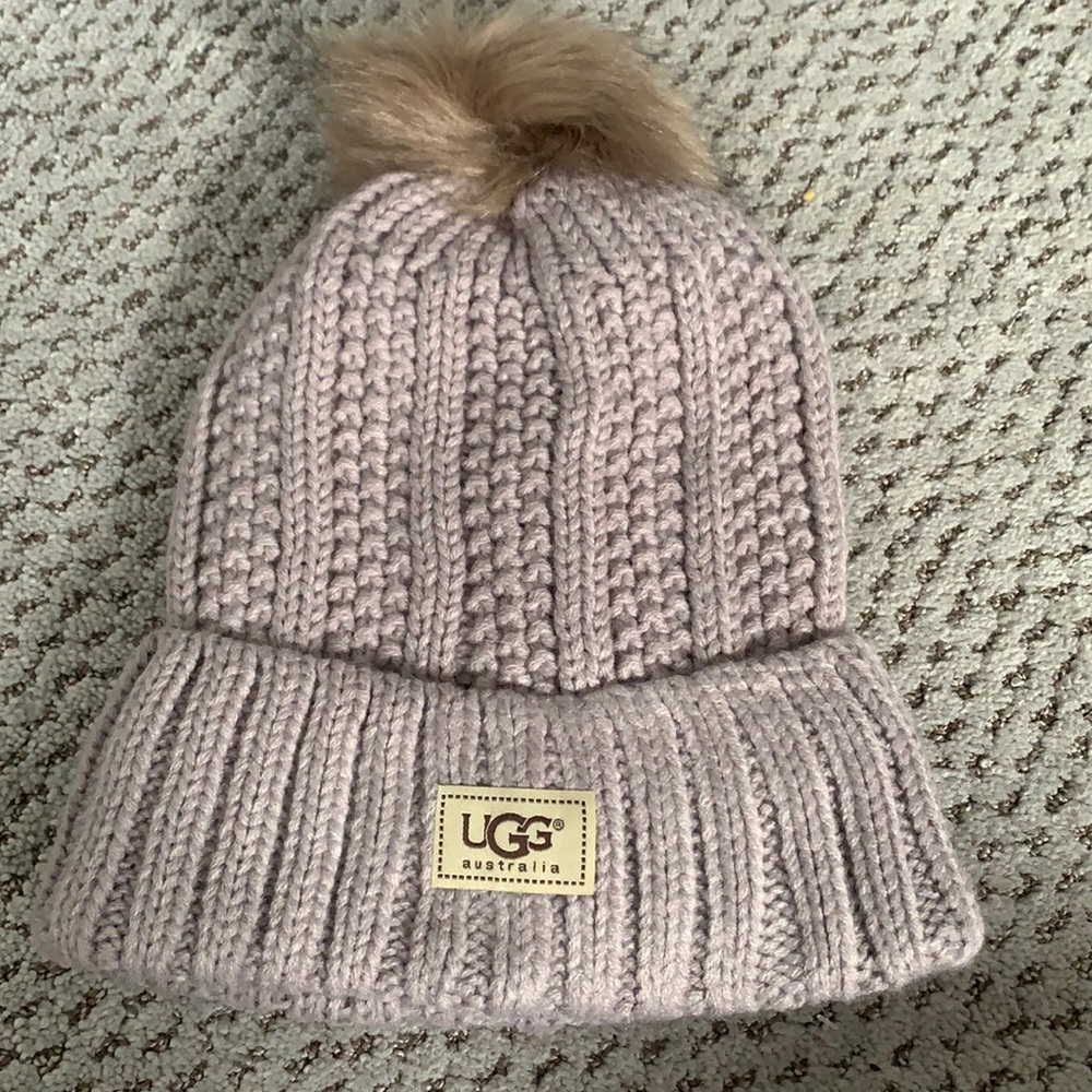 COPY - Ugg beanie